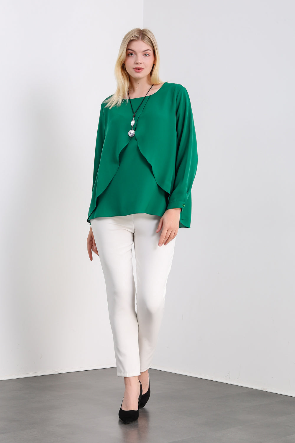 Oversized Long Sleeves Layered Blouse in Green