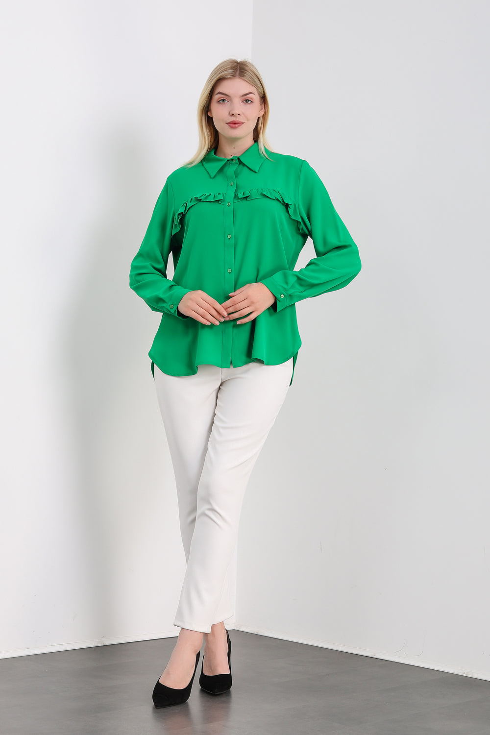 Oversized Frill Detailed Long Sleeves Blouse Shirt in Green