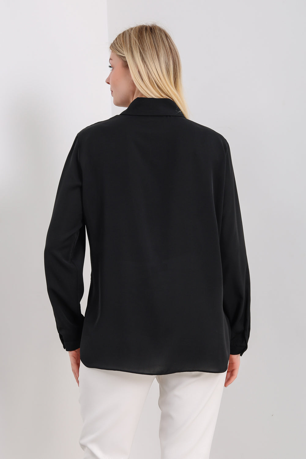 Oversized Frill Detailed Long Sleeves Blouse Shirt in Black