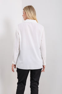 Oversized Long Sleeves Blouse with Brooch Details in White