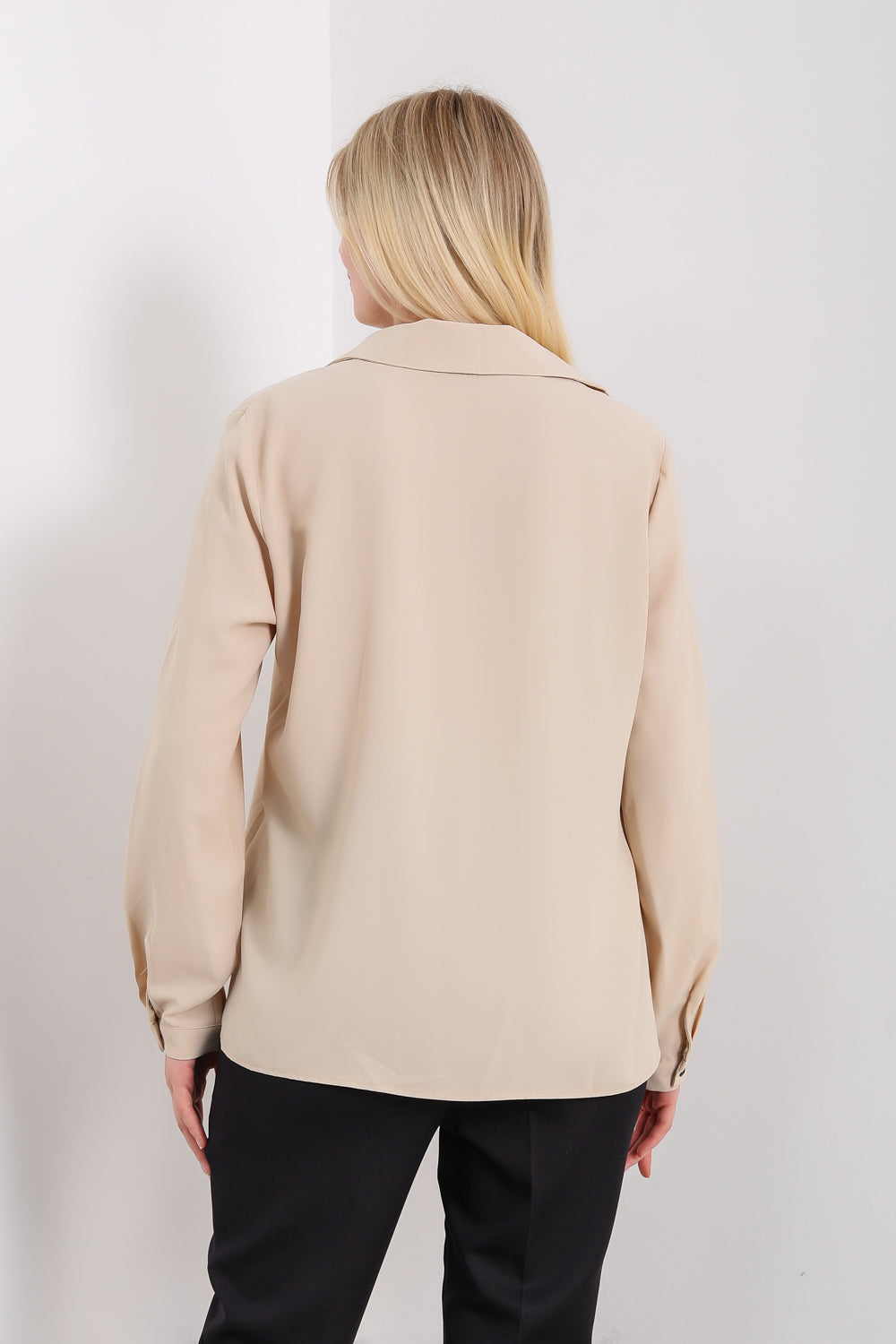 Oversized Long Sleeves Blouse Shirt with Button Details in Beige