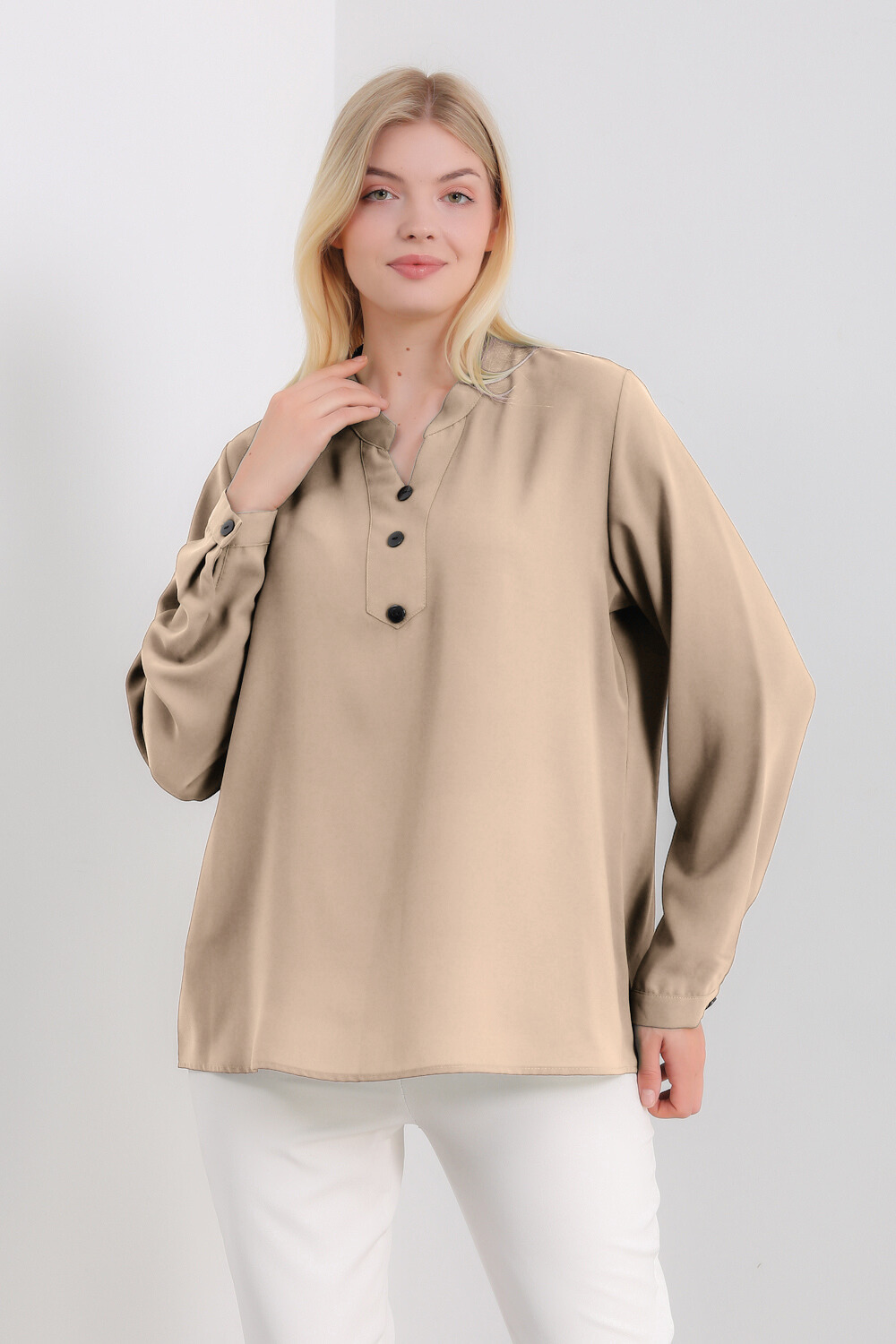 Oversized Long Sleeves Top with Button Details in Beige