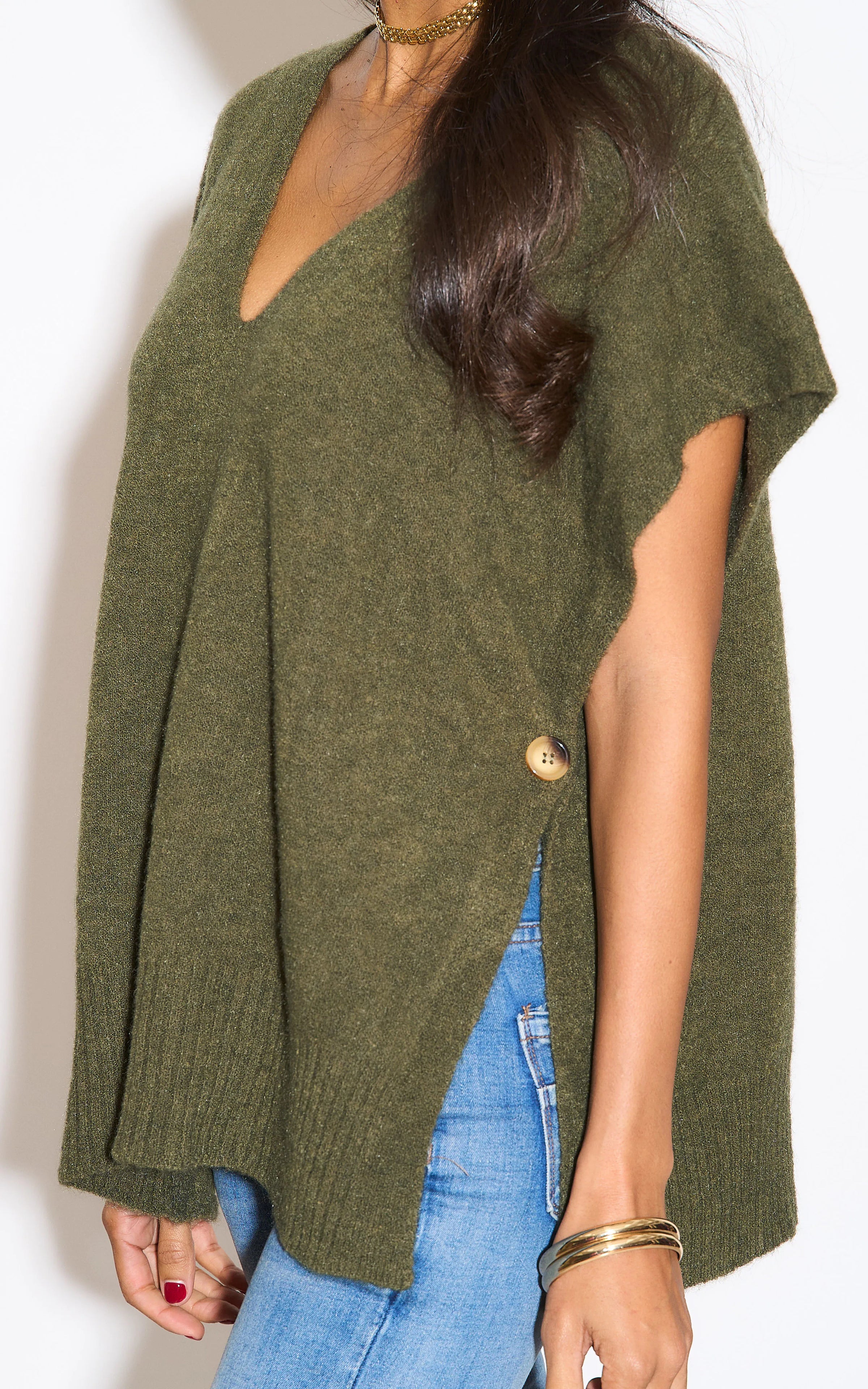Cozy Sleeveless Top with V-Neck Buttoned Details in Khaki