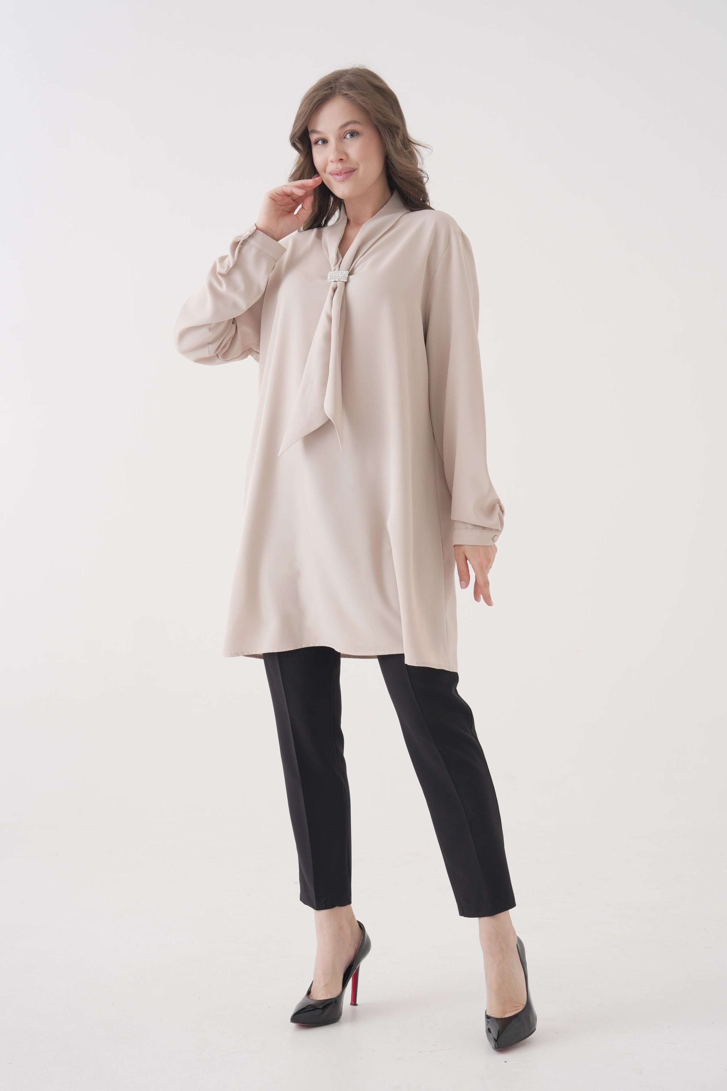 Relaxed Fit V-neckline Long Sleeve Tunic with Brooch Detail in Beige
