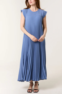 Oversized Cap Sleeve Pleated Maxi Dress in Denim