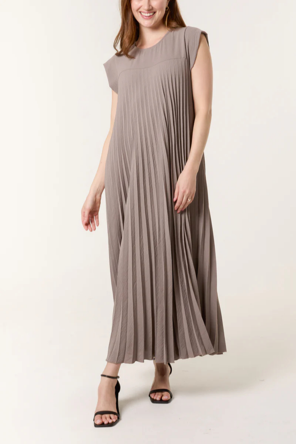 Oversized Cap Sleeve Pleated Maxi Dress in Mocha