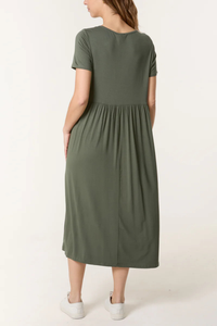 Oversized Round Neck Stretch Tiered Midi Dress in Khaki
