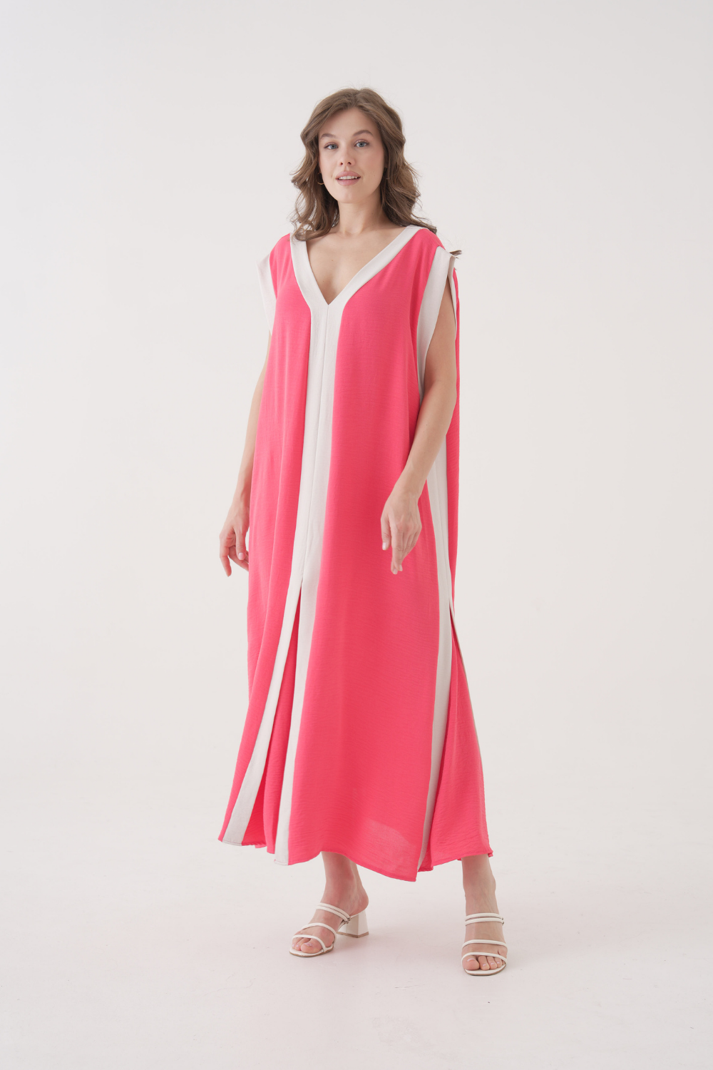 Oversized Sleeveless V-Neck Colorblock Maxi Dress in Pink and White