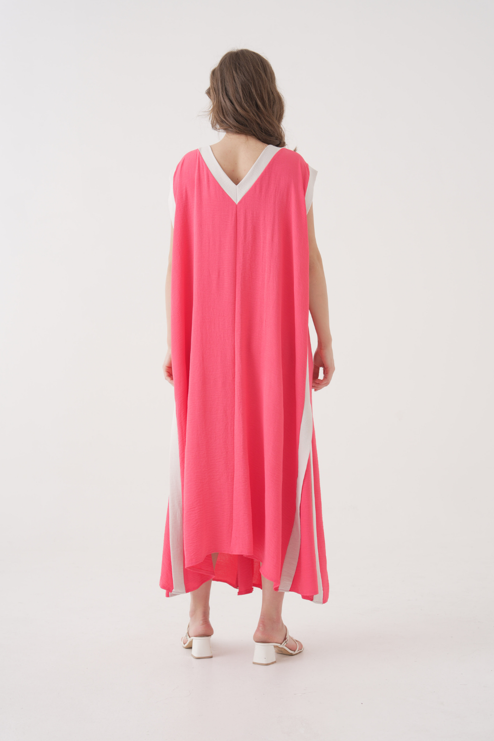 Oversized Sleeveless V-Neck Colorblock Maxi Dress in Pink and White