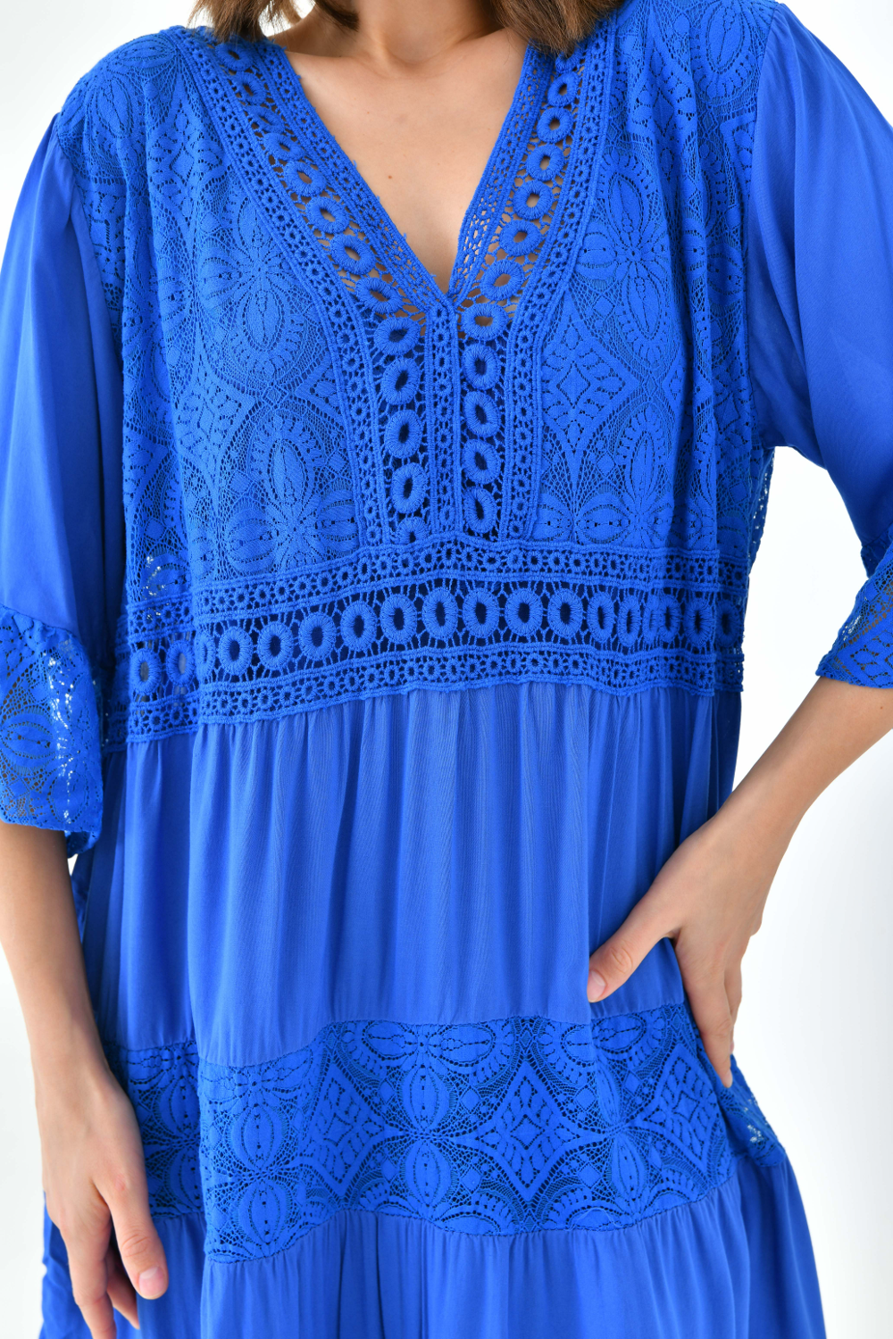Oversized 3/4 Sleeves Lace Detailed V Neck Mini Dress in Royal Blue