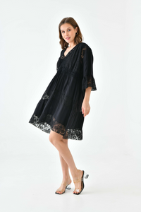 Oversized 3/4 Sleeves Lace Detailed V Neck Mini Dress in Black