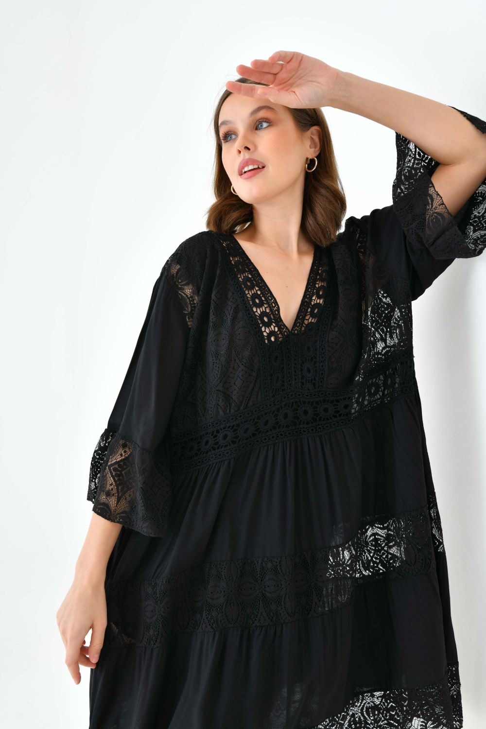 Oversized 3/4 Sleeves Lace Detailed V Neck Mini Dress in Black