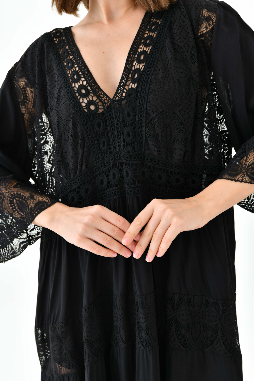Oversized 3/4 Sleeves Lace Detailed V Neck Mini Dress in Black