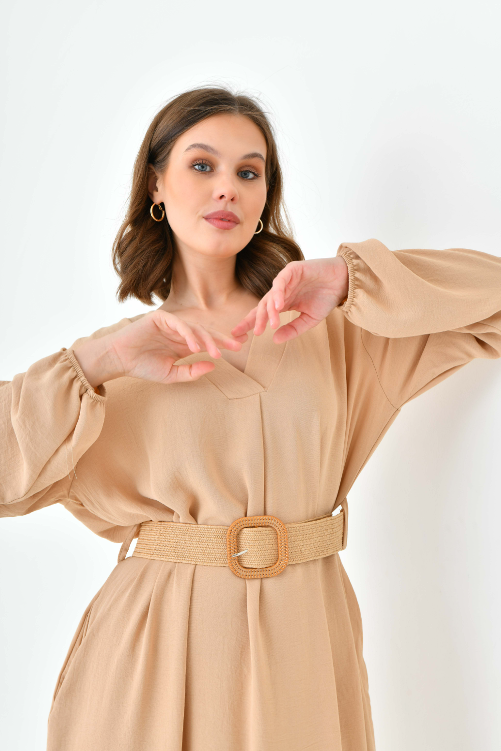 Oversized Long Sleeves V Neck Midi Dress with Matching Belt in Beige