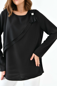 Oversized Long Sleeves Crew Neck Blouse Top with Pussy Bow Detail in Black