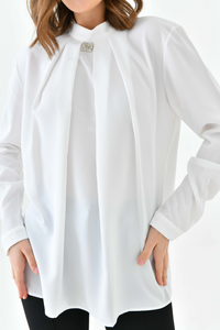 Oversized Long Sleeves Brooch Detailed Top in White