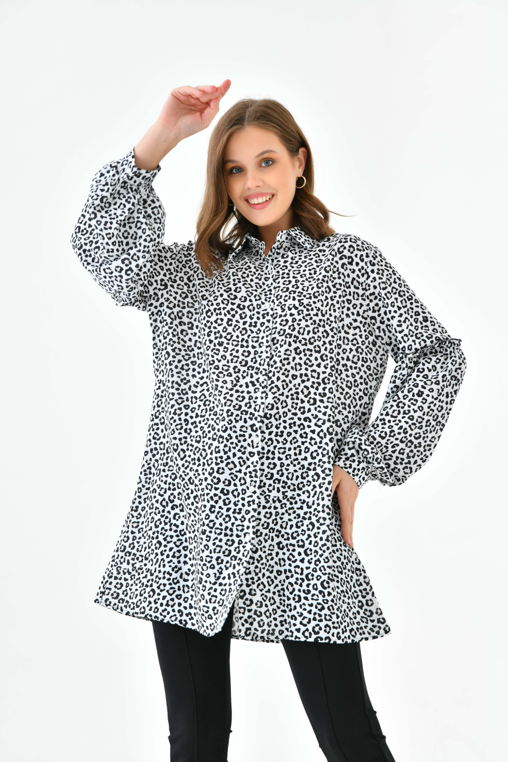Oversized Balloon Sleeves Shirt Tunic with Leopard Print in Brown and Black