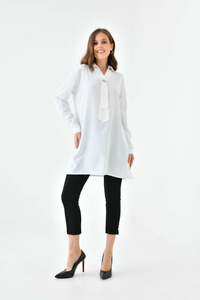Oversized Long Sleeves Shirt Collar Tunic Top with Brooch Detail in White