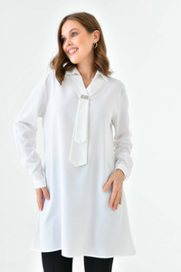 Oversized Long Sleeves Shirt Collar Tunic Top with Brooch Detail in White