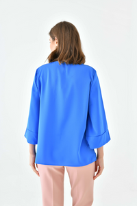 Oversized Fit 3/4 Sleeve Asymmetric Layered Blouse in Indigo with Necklace