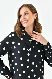 Oversized Long Sleeves Tunic Top with Collar Details in Polka Dot in Black and White
