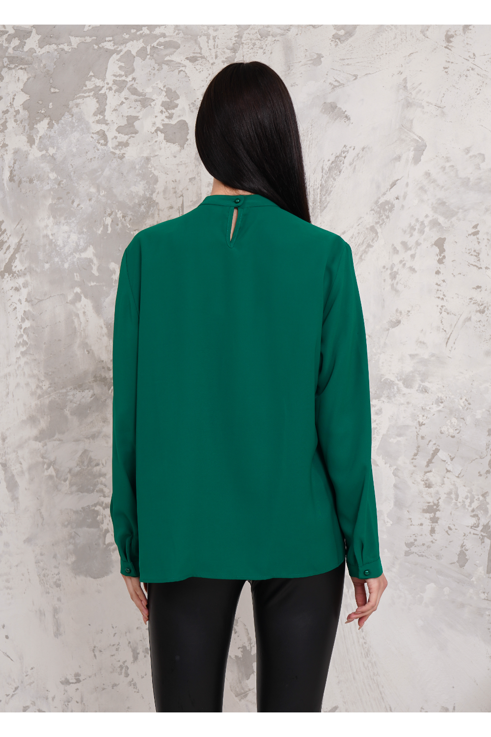 Oversized Long Sleeves Brooch Detailed Blouse in Green