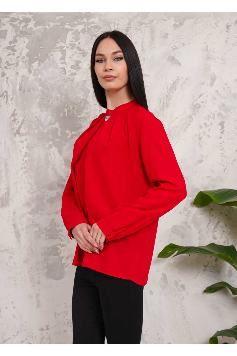 Oversized Long Sleeves Brooch Detailed Blouse in Red