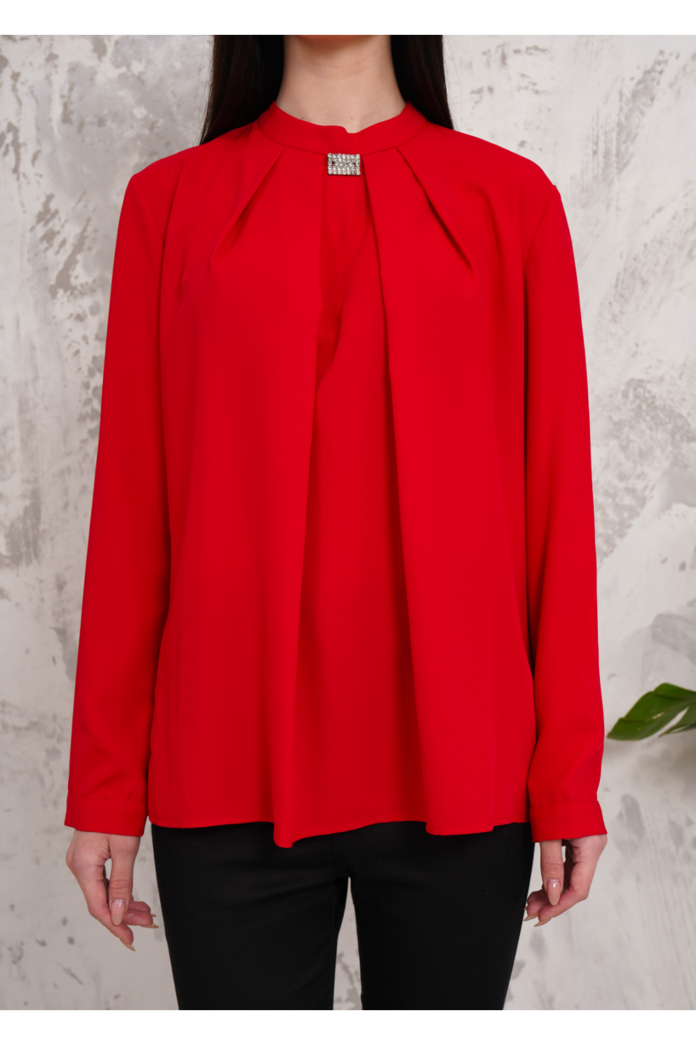 Oversized Long Sleeves Brooch Detailed Blouse in Red