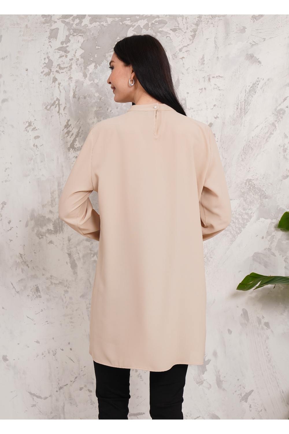 Oversized Long Sleeves Brooch Detailed Tunic