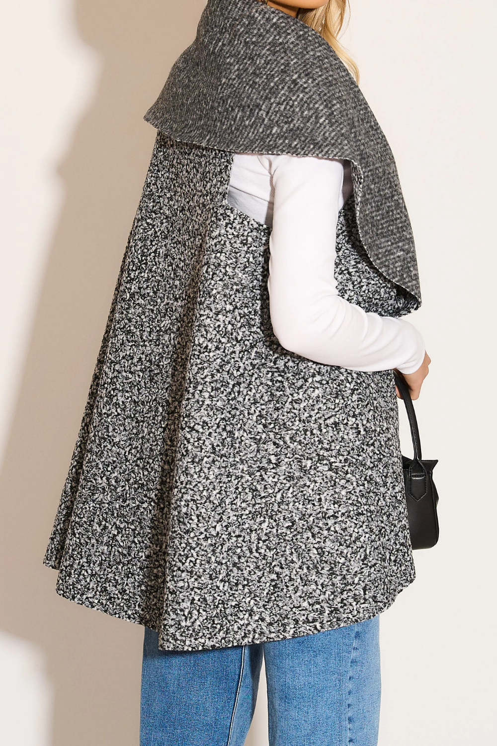 Oversized Sleeveless Coat in Grey