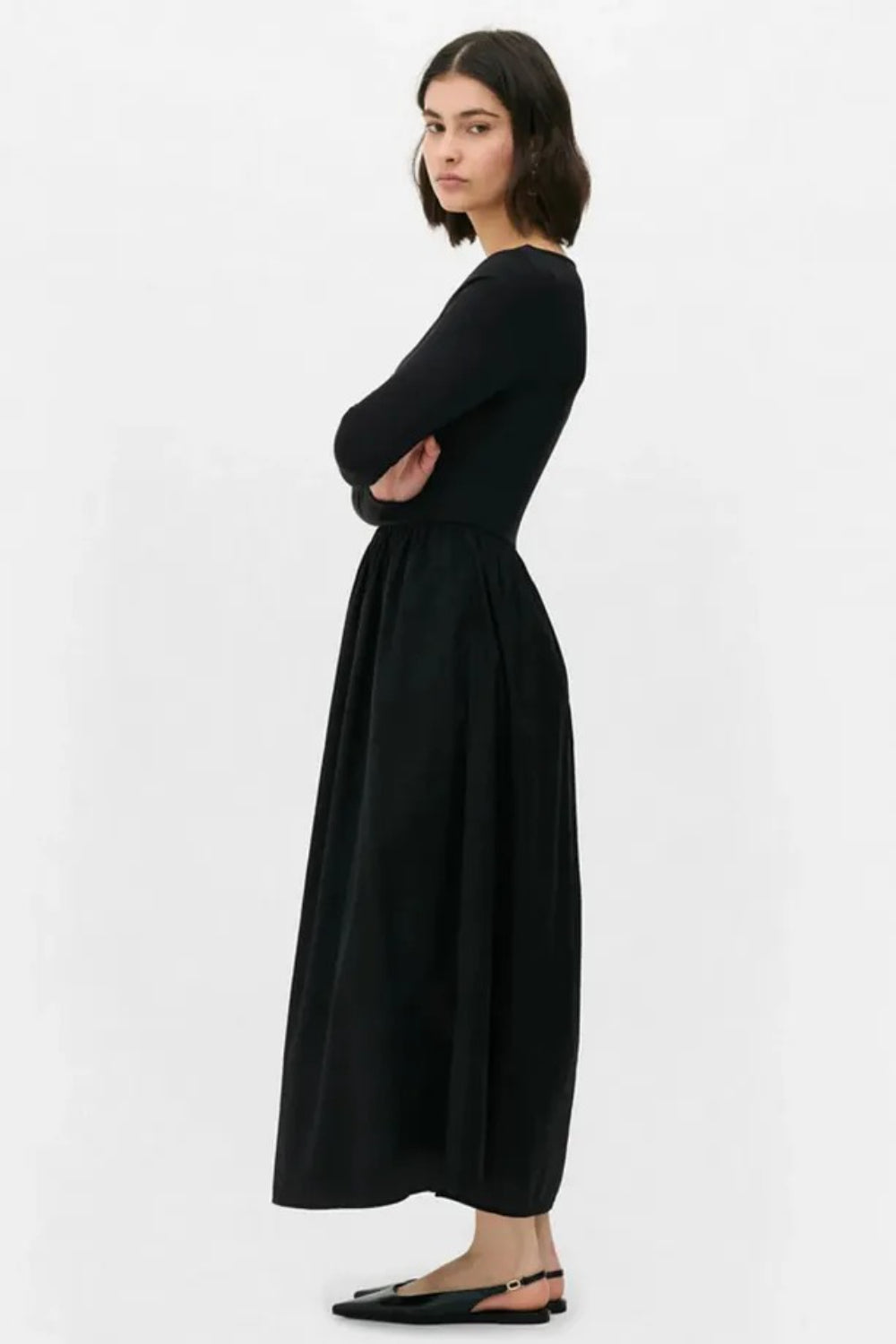 Elegant Black Maxi Dress with Woven Poplin Flared Skirt and Stretch Viscose-Elastane Top