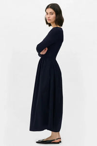 Elegant Navy Maxi Dress with Woven Poplin Flared Skirt and Stretch Viscose-Elastane Top