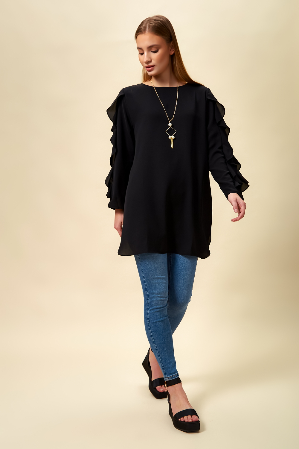 Oversized Ruffle Sleeve Relaxed Fit Tunic in Black