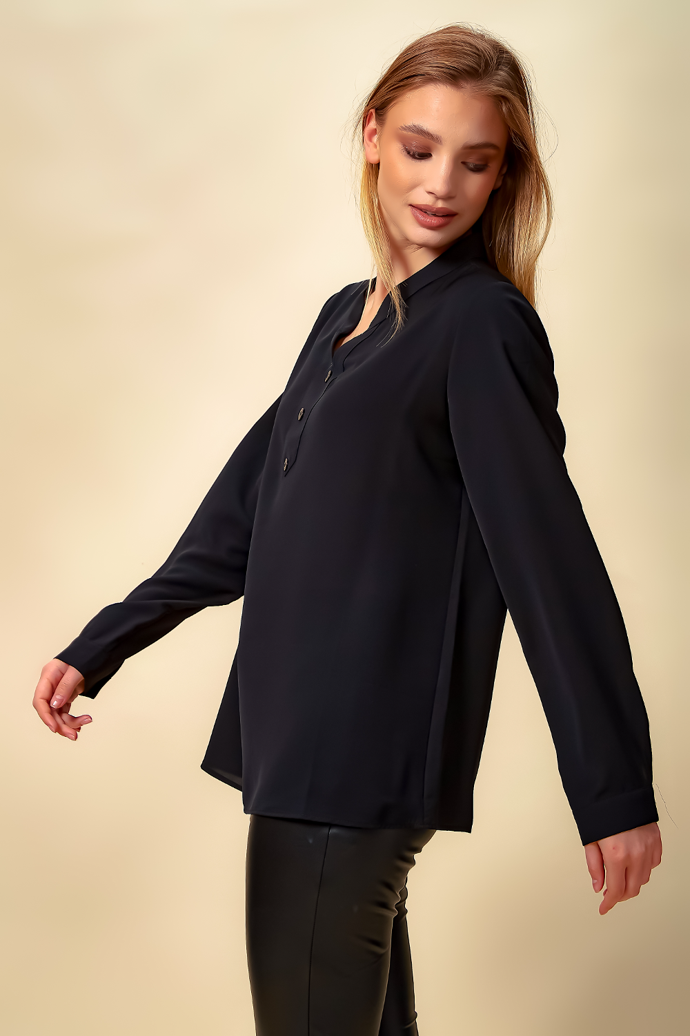 Oversized Long Sleeves Top with Button Details in Black