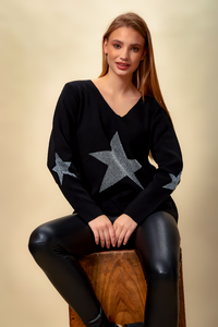 Oversized Long Sleeves Star Top with V Neck in Black