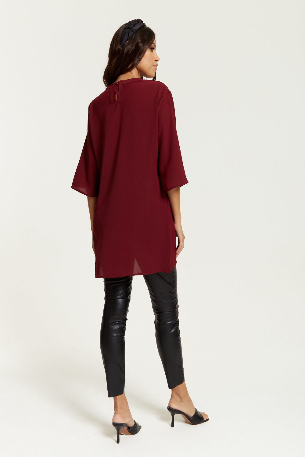 Oversized Detailed Neckline Tunic with 3/4 Sleeves in Burgundy