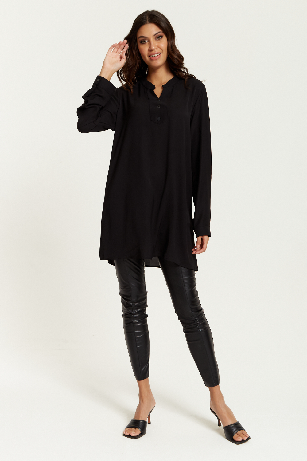 Long Sleeves Tunic with Button Details in Black
