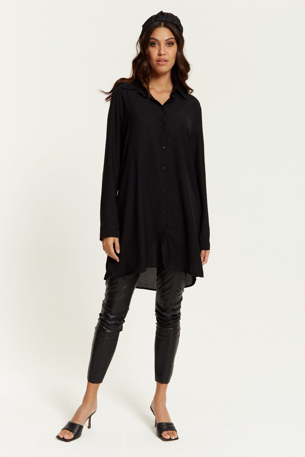 Oversized Shirt Tunic with Long Sleeves in Black