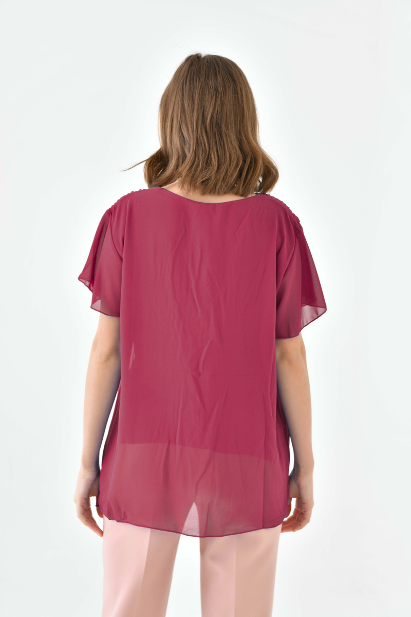 Oversized Round Neck Short Sleeve Pleated Blouse in Burgundy with Necklace