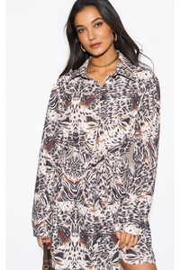 Oversized Tunic Shirt Dress with Long Sleeves in Animal Print