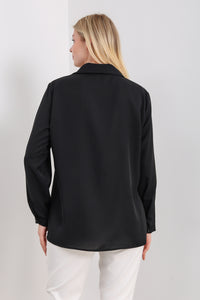 Oversized Long Sleeves Blouse with Brooch Details in Black