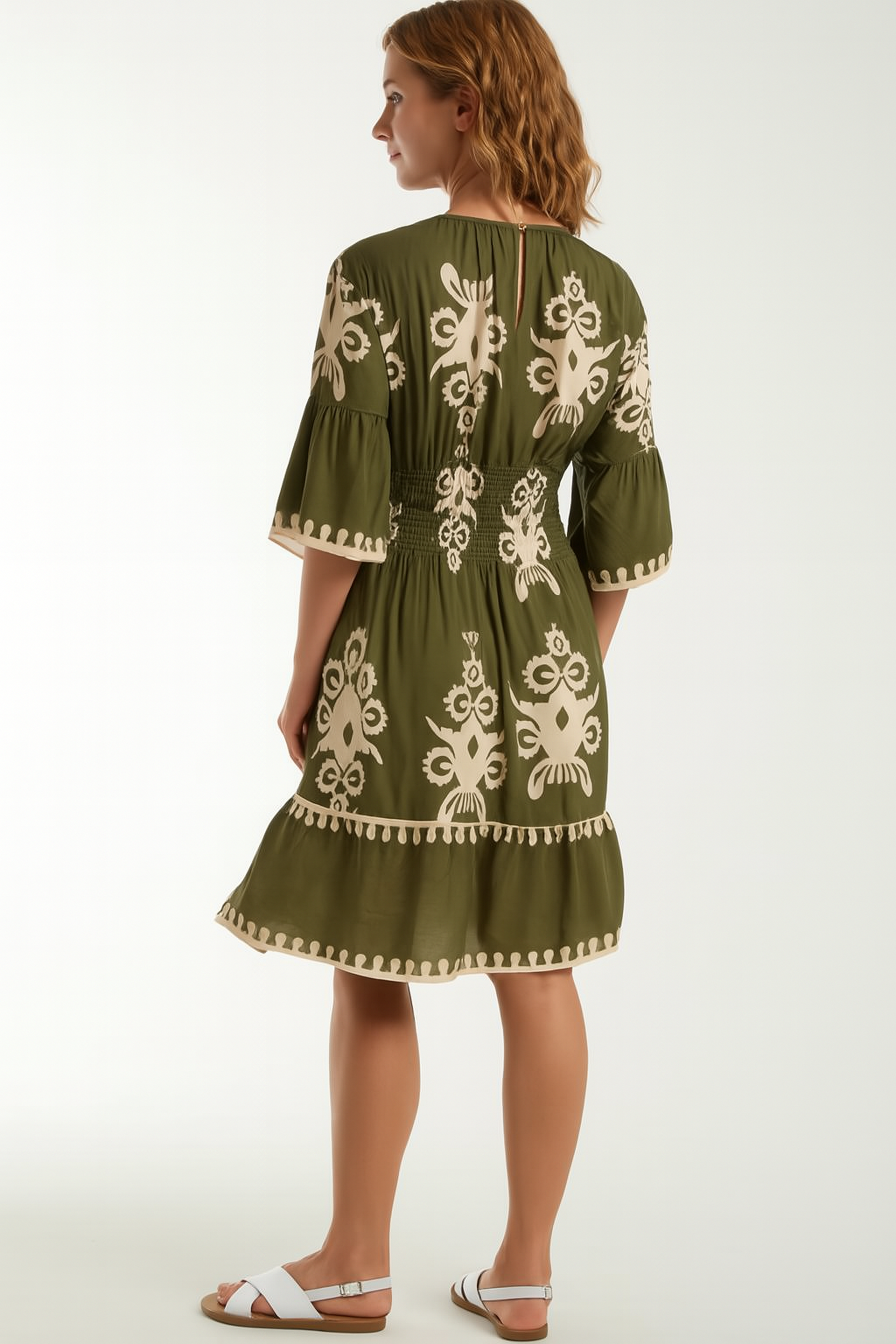 Relaxed Fit 3/4 Sleeves V Neck Printed Knee Lenght Dress in Khaki
