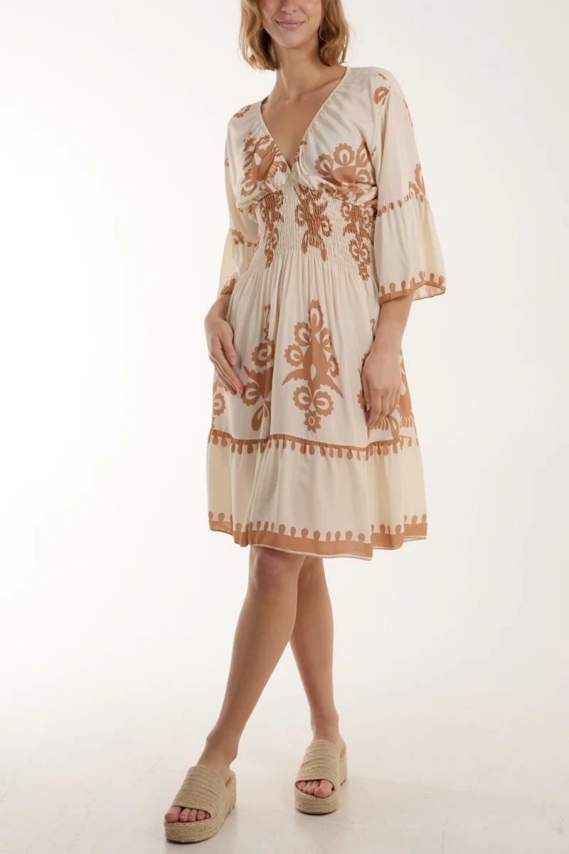 Relaxed Fit 3/4 Sleeves V Neck Printed Knee Lenght Dress in Beige