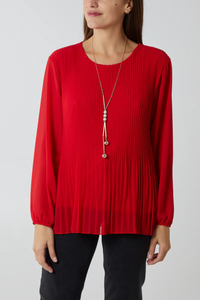 Oversized Long Sleeves Pleated Top with Tulle Details in Red with Necklace