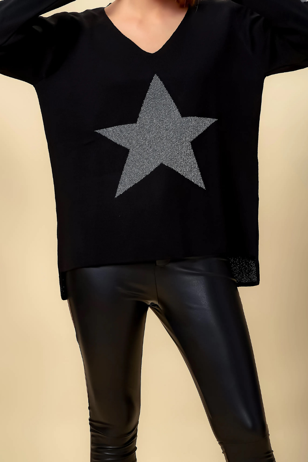 Oversized Long Sleeves Star Top with V Neck in Black