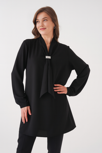 Relaxed Fit V-neckline Long Sleeve Tunic with Brooch Detail in Black