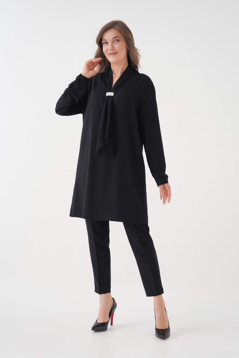 Relaxed Fit V-neckline Long Sleeve Tunic with Brooch Detail in Black