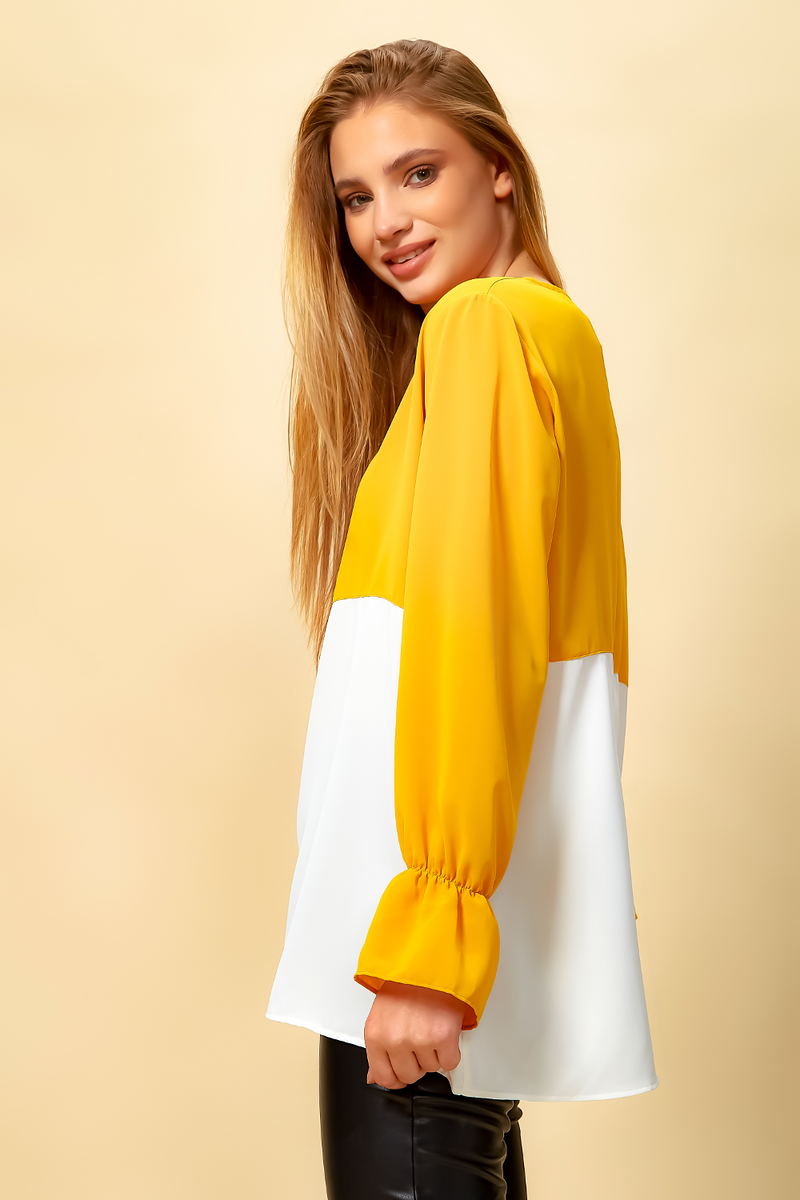 Long Sleeve Relaxed Fit Block Top with Necklace In Yellow and White