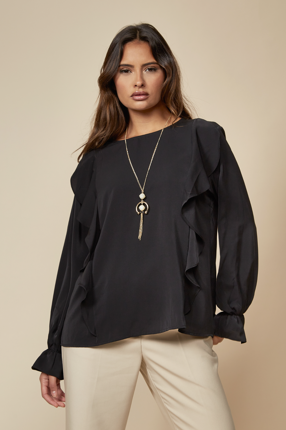 Oversized Top Ruffle Front Details in Black