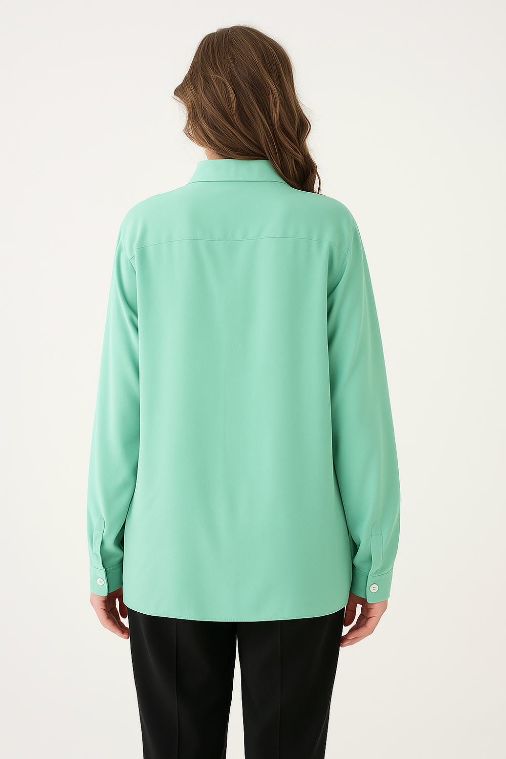 Oversized Long-Sleeves Pointed Collar Neckline Blouse in Mint